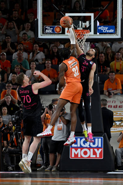 致敬经典的 致敬经典的